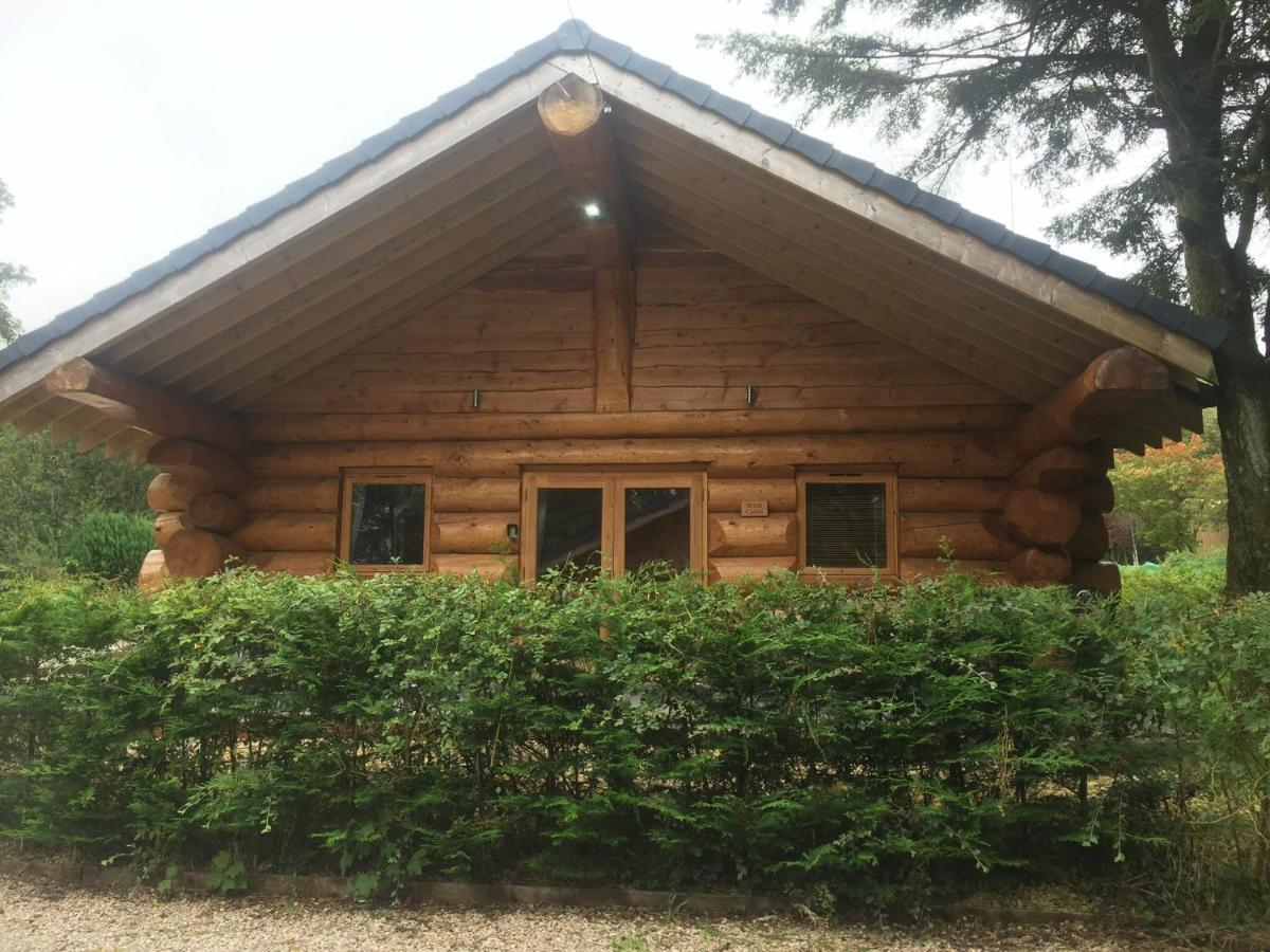 Ewes Water Log Lodge
